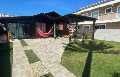 Casa com 3 quartos à venda na rua paulo manoel dos santos, 098, enseada de brito, palhoça por r$ 957.000