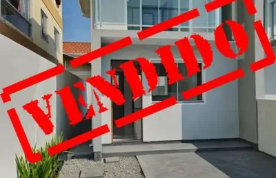 Casa com 2 quartos à venda na rua alcino navegantes moreira, 88, barra do aririú, palhoça por r$ 360.000