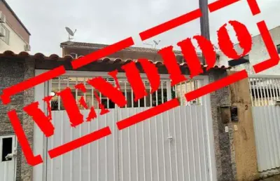 Casa com 2 quartos à venda na travessa dos cardeais, 0099, forquilhas, são josé por r$ 308.000