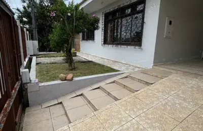 Casa com 4 quartos à venda na rua cândido amaro damásio, 9887, jardim cidade de florianópolis, são josé por r$ 1.500.000