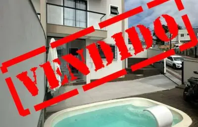 Casa com 2 quartos à venda na rua professora terezinha de jesus, 23, bela vista, palhoça por r$ 485.000
