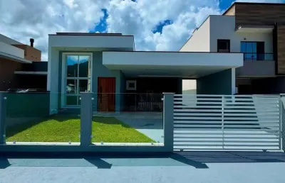Casa com 3 quartos à venda na rua irineu hoffman, 9866, forquilhas, são josé por r$ 750.000