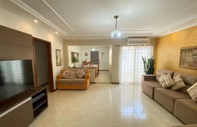 Casa para alugar com 4 dormitórios, 180 m² por r$ 6.900/mês - ipanema - londrina/pr