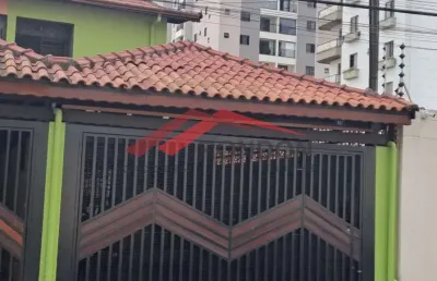 Sobrado para locação no jardim vila galvão - 225 m² - 3 dormitórios - 1 suíte - 1 banheiro - quintal - churrasqueira - 4 vagas.