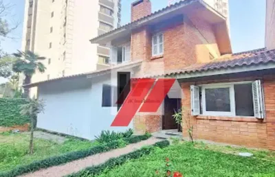 Casa com 4 dormitórios para alugar, 240 m² por r$ 9.720,00/mês - bela vista - porto alegre/rs