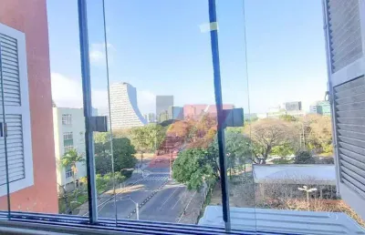 Apartamento com 1 dormitório à venda, 50 m² por r$ 480.000,00 - centro - porto alegre/rs