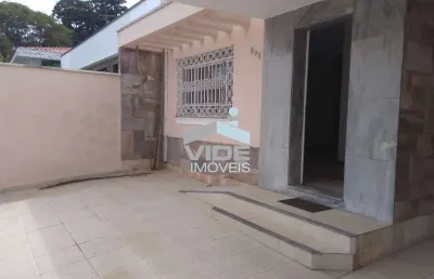Casa à venda em campinas, bairro jardim guanabara,  três quartos.