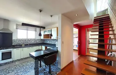 Apartamento -  cobertura à venda no cambuí: 2 quartos, 1 suíte, 2 salas, 1 vaga de garagem, 98,11 m² - prédio totalmente repaginado!