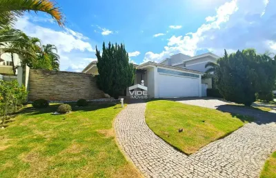 Casa de luxo para locação em campinas-sp no loteamento alphaville campinas: 4 quartos, 2 suítes, 3 salas, 4 banheiros, 5 vagas.