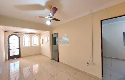 Casa para venda | fundação da casa popular | 2 quartos | 1 suite | garagem para 3 carros | edicula