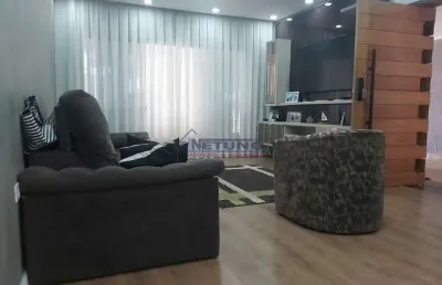 Sobrado na vila medeiros com 03 dorms, sala espaçosa, cozinha, 02 wcs, 03 vagas, ótima localização.