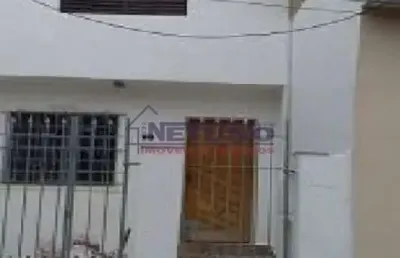Sobrado na vila gustavo com 02 dorms, sala, cozinha, wc social, lavanderia, 01 vaga em ótimo local.
