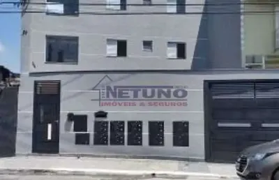Lindo condominio na vila santa terezinha, com 02 dorms, sala, cozinha, wc, lavanderia, ótimo local.