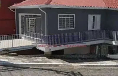 Casa para morar ou renda na vila nivi, uma casa com 02 dorms, sala, cozinha, wc, 01 vaga + 02 casas.