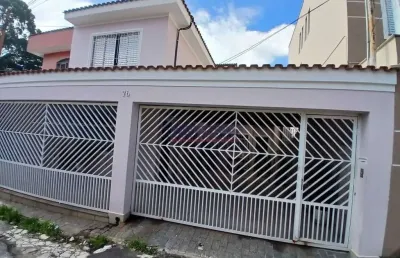 Sobrado na vila medeiros com 02 dorms, sala de estar, cozinha, 02 wcs, 03 vagas,  ótima localização.