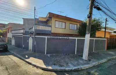 Casa em condomínio fechado com 4 quartos para alugar na Vila Medeiros, São Paulo 
