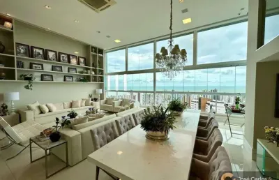 Cobertura luxosa com 4 suítes, 2 escritórios e 5 vagas de garagem!