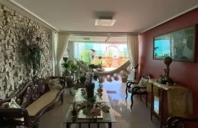 Cobertura linear com 3 quartos à beira mar do bairro de manaíra