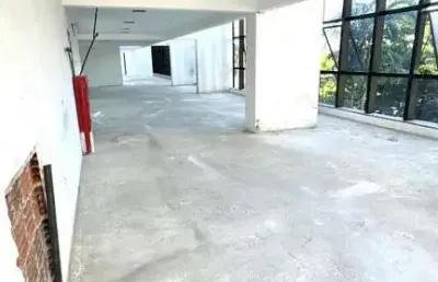 Loja comercial com 250m². locação exclusiva para coworking!