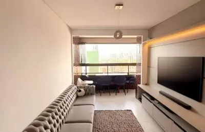 Apartamento em andar alto com 2 suítes no bairro de manaíra