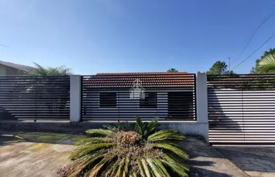 Casa com 2 quartos à venda na bernardino bassani, 738, moradias bom jesus, campo largo por r$ 350.000
