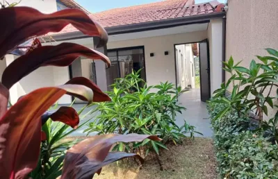 Casa de 3 dormitórios e 2 suites a venda no horto florestal