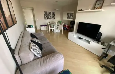 Apartamento à venda com 3 dormitórios, próximo ao metrô parada inglesa