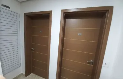 Apartamento em condomínio novo, 02 dormitórios, 01 suíte, 01 sala, 01 vaga de garagem ;