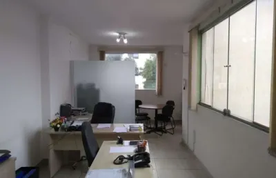 Sala comercial para locação na leôncio de magalhães com ar condicionado