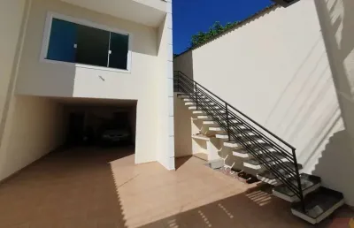 Casa com 3 quartos para alugar no Jardim Virgínia Bianca, São Paulo 