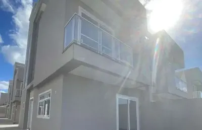 Sobrado padrão para venda em bairro alto curitiba-pr