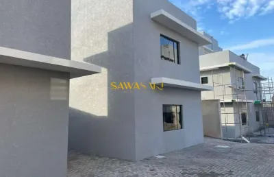 Sobrado à venda no bairro guabirotuba - curitiba/pr