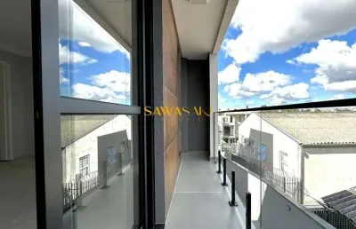 Sobrado à venda no bairro uberaba 3 dormitórios 1 suíte, possui terraço com churrasqueira e vista incrível - curitiba/pr