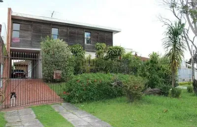Casa com 4 quartos à venda na Rua Senador Nereu Ramos, 480, Guabirotuba, Curitiba