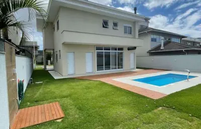 Casa à venda em são joão do rio vermelho, florianópolis: 200m², 3 suítes, 4 banheiros. oportunidade por r$1.900.000!