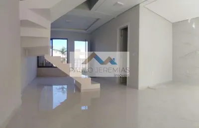 Casa duplex à venda nos ingleses, florianópolis: 4 dormitórios, 1 suíte, 2 banheiros. oportunidade por r$720 mil!