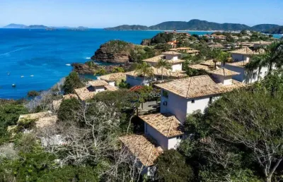 Oportunidade!! casa triplex em condominio exclusivo com vista deslumbrante