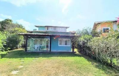 Casa à venda com 4 quartos dentro de condomínio na ferradura em buzios
