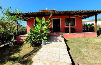 Casa linear em condomínio, a poucos minutos do mirante do pai vitório!