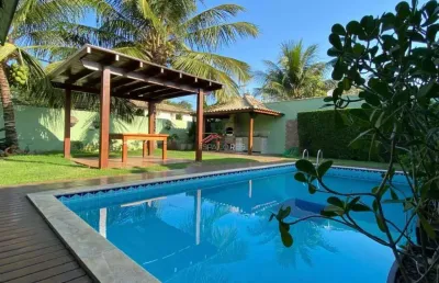 Vende-se casa linear próxima à praia de geribá em buzios.