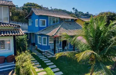Casa na ferradura em condomínio com lazer completo - perto da praia e do centro de búzios