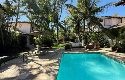 Casa com 3 suítes e 2 quartos em geribá - 50 metros da praia