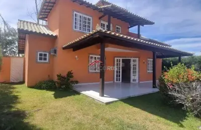Casa à venda com 3 quartos dentro de condomínio em manguinhos em buzios