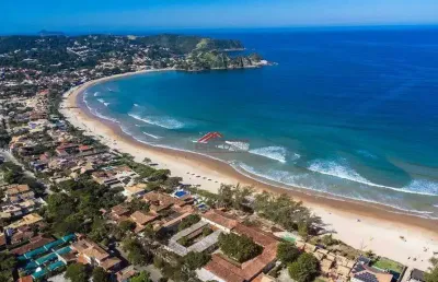 Casa a venda com 03 quartos, em condomínio, a 30m da areia de geribá.