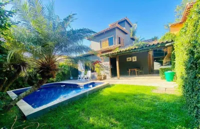 Casa independente à venda com 4 quartos em geribá búzios.