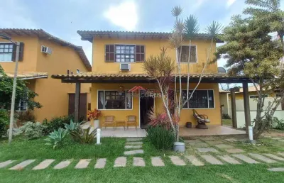 Casa de locação anual com 2 quartos dentro de condomínio na rasa em buzios