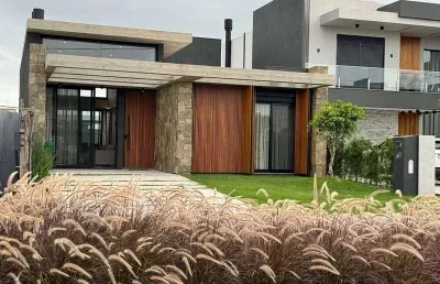 Casa com 4 quartos à venda no Remanso, Xangri-Lá 
