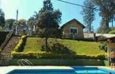 Excelente chácara de 4.750 m² com escritura, aceita financiamento à venda em atibaia