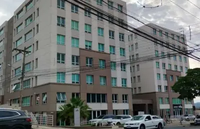 Sala comercial com 42 m² com banheiro privativo à venda em alvinopolis
