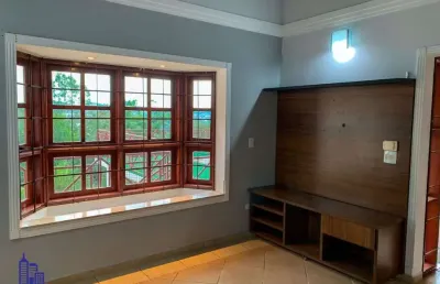 Excelente casa com terreno de 10 x 45 m² com espaço gourmet e piscina à venda em atibaia